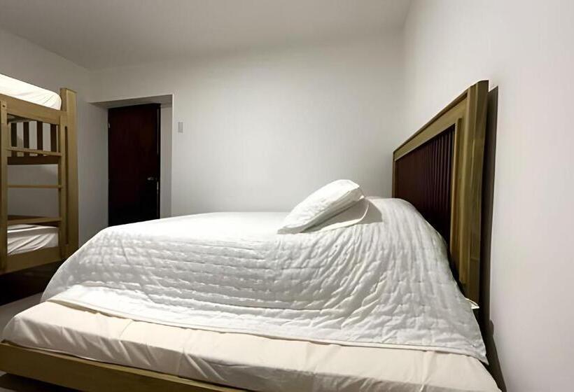 패밀리 룸, Gl Hostal Habitacion Familiar