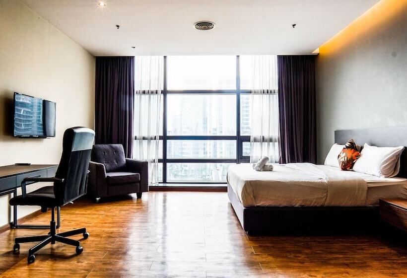 استودیوی استاندارد, Bangsar Trade Centre By Airhost