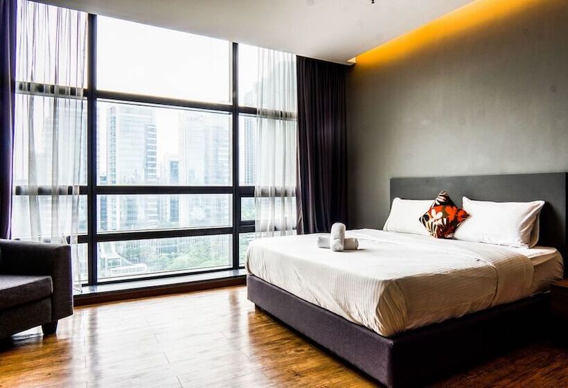 استودیوی استاندارد, Bangsar Trade Centre By Airhost