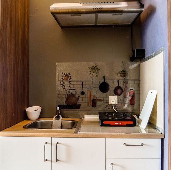 استودیوی استاندارد, Bangsar Trade Centre By Airhost