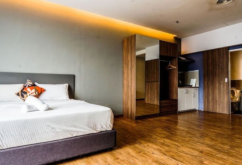 استودیوی استاندارد, Bangsar Trade Centre By Airhost