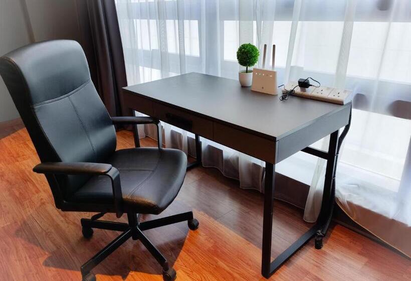 استودیوی استاندارد, Bangsar Trade Centre By Airhost