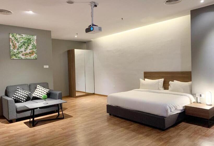 استودیوی استاندارد, Bangsar Trade Centre By Airhost