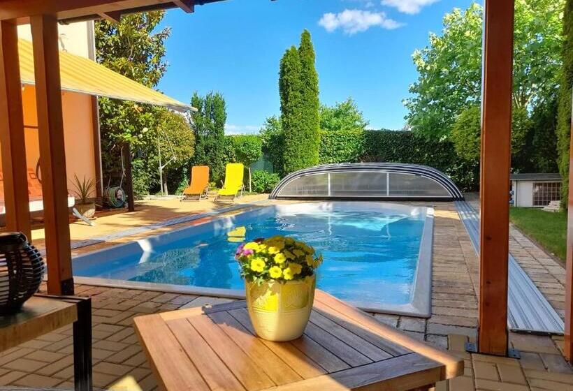 스탠다드 룸, Canadian Style House With 3d Effect Pool