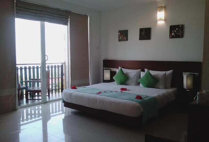 豪华海景房带阳台, Saprin Beach Resort