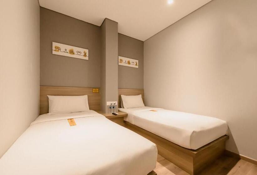 غرفة قياسية, Yellow Bee Tanah Abang