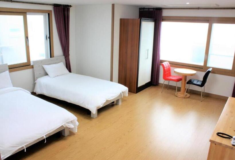 디럭스 룸, Samda Hostel