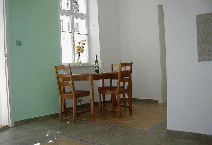 Четырехместный Номер Стандарт, Muzeum Lesná:penzion A Camping