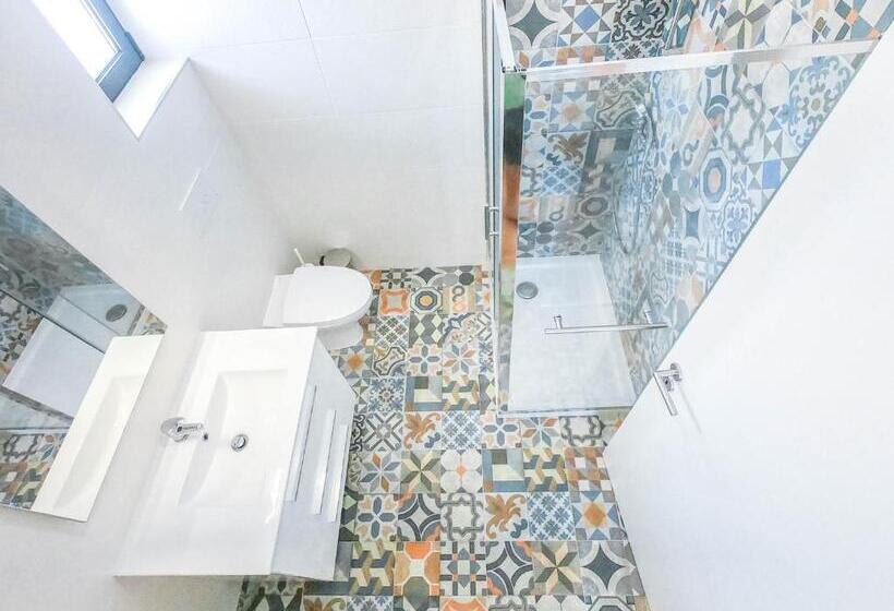 Вилла с 1 спальней и бассейном, Ola Guesthouse