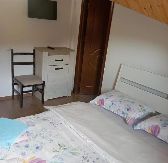 Quarto Deluxe, Pensiunea Dateș