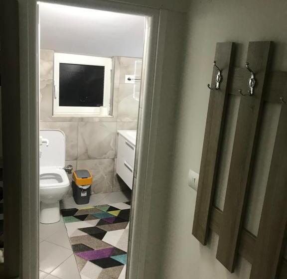 اتاق استاندارد چهار تخته, Guesthouse Bellavista