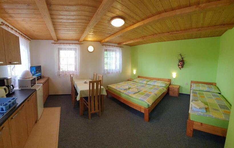 Апартаменты 1 Спальня, Ada Apartments