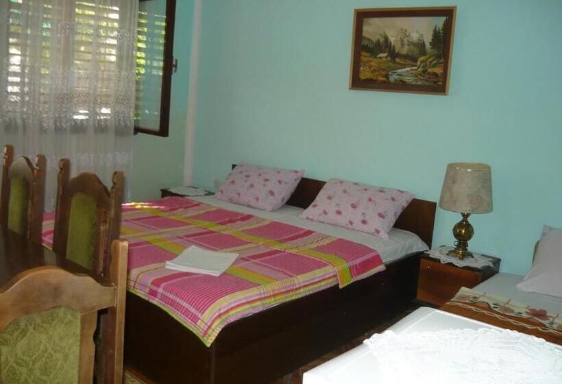 اتاق استاندارد چهار تخته, Rooms Banićević