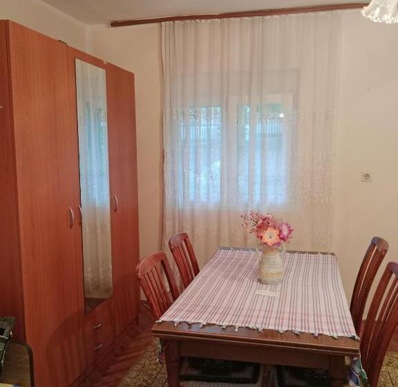 اتاق استاندارد چهار تخته, Rooms Banićević