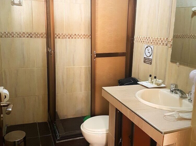 اتاق استاندارد یک نفره, Las Tholas