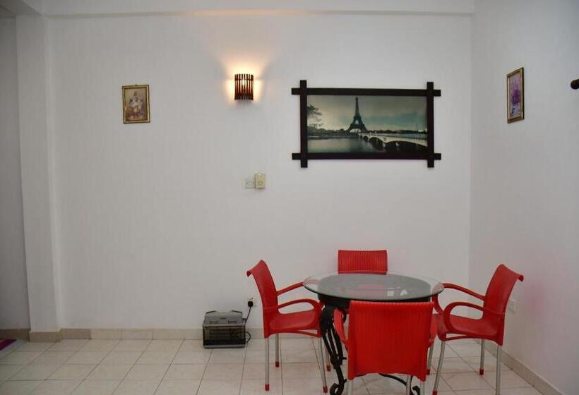 Апартаменты 1 Спальня Нижний Этаж, Sholay Villa