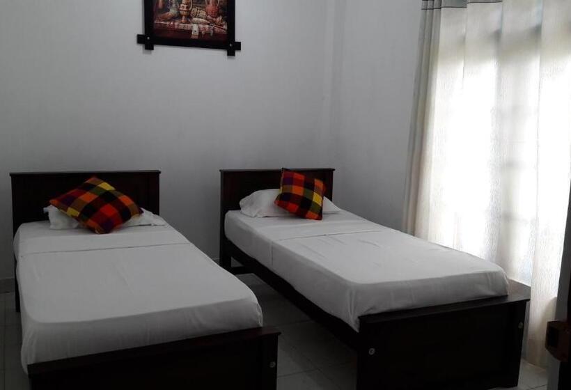 Апартаменты 1 Спальня Нижний Этаж, Sholay Villa