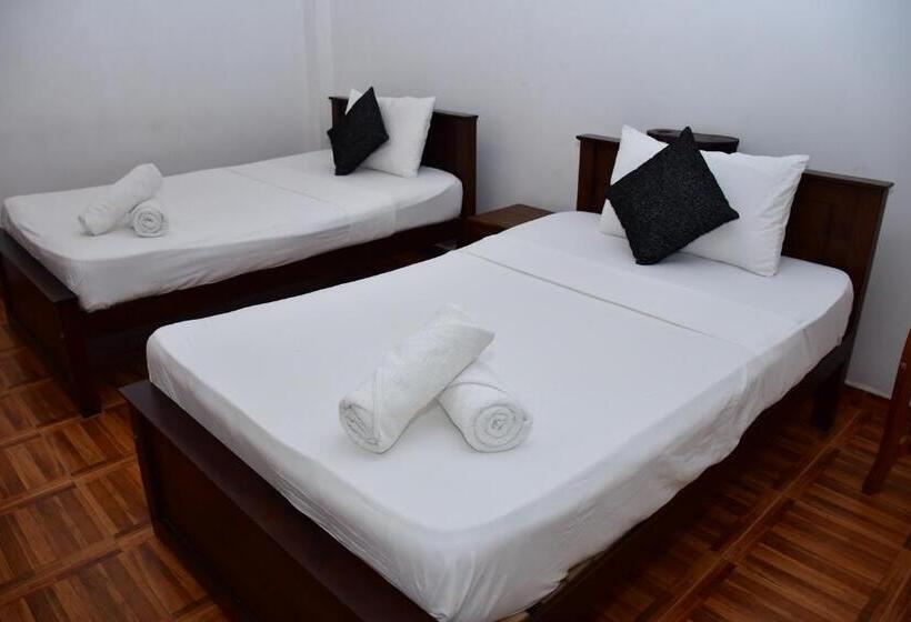 Family Suite, Sholay Villa