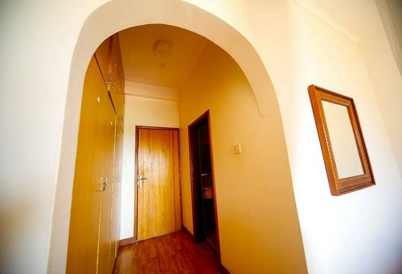 اتاق استاندارد با چشم‌انداز دریاچه, Katomi Kingdom Resort