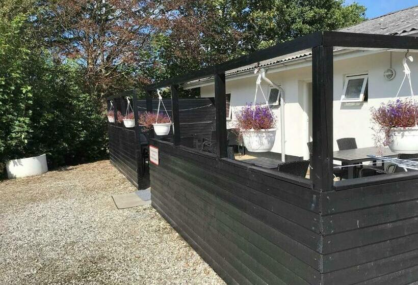 Номер Стандарт с Террасой, Lønstrup Egelunds Motel