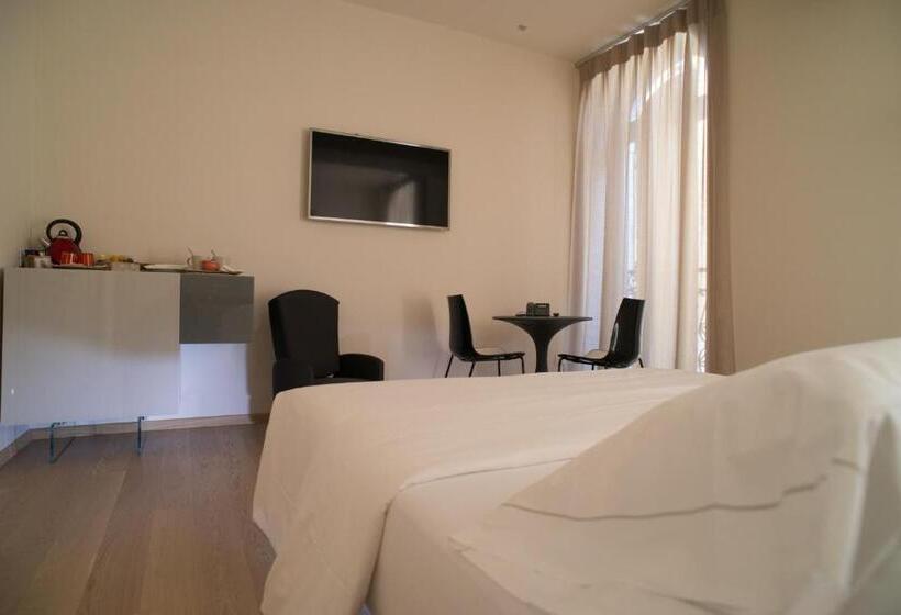 آپارتمان 1 خوابه بدون آشپزخانه, Verona Design