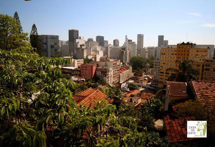 اتاق خانوادگی, Casa Da Gente