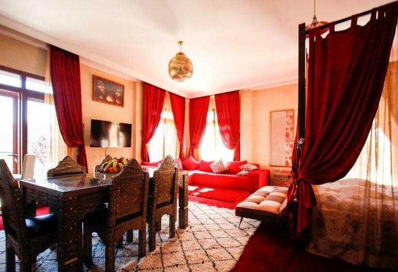 Королевский Люкс, Kasbah Ait Oumghar