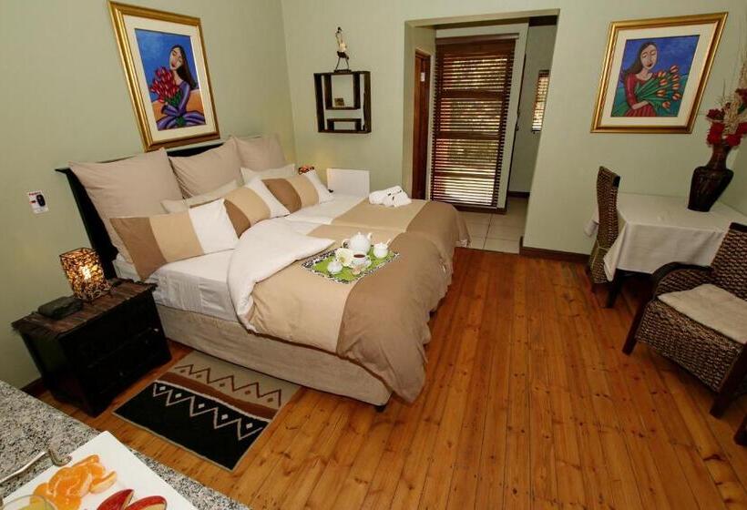 اتاق لوکس, Summer Garden Guest House
