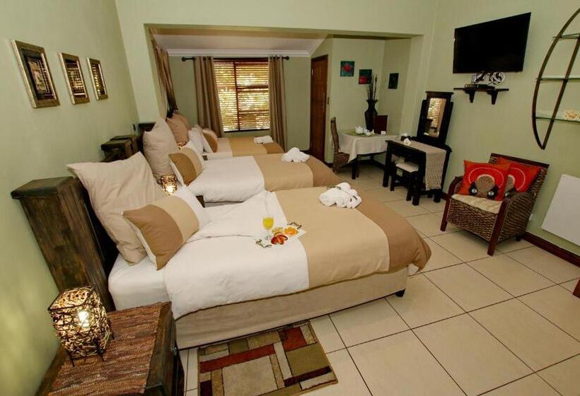 اتاق خانوادگی, Summer Garden Guest House