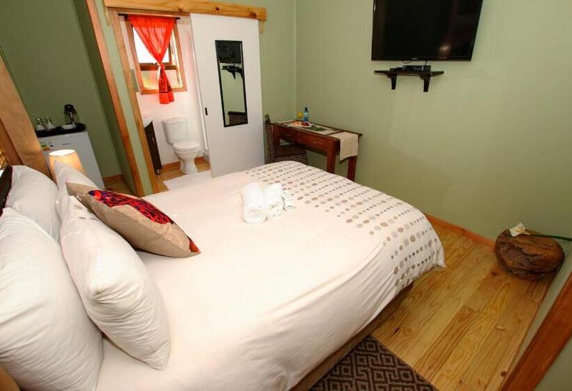 اتاق استاندارد با چشم‌انداز باغ, Summer Garden Guest House