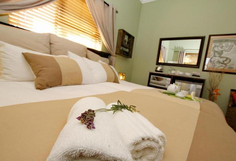 اتاق لوکس, Summer Garden Guest House