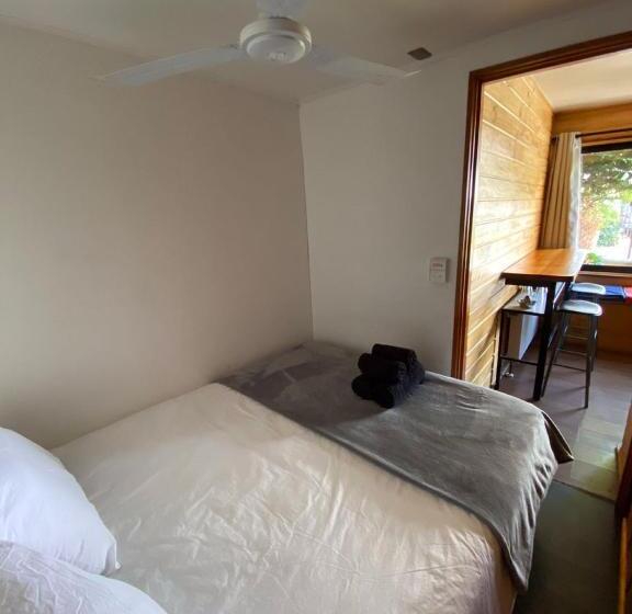 Standard Stúdió Szoba, French Andes Apart Hostel
