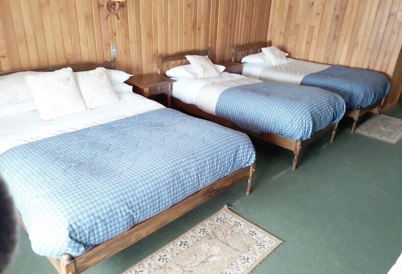 Номер Стандарт Трехместный, Hostal Chancerel