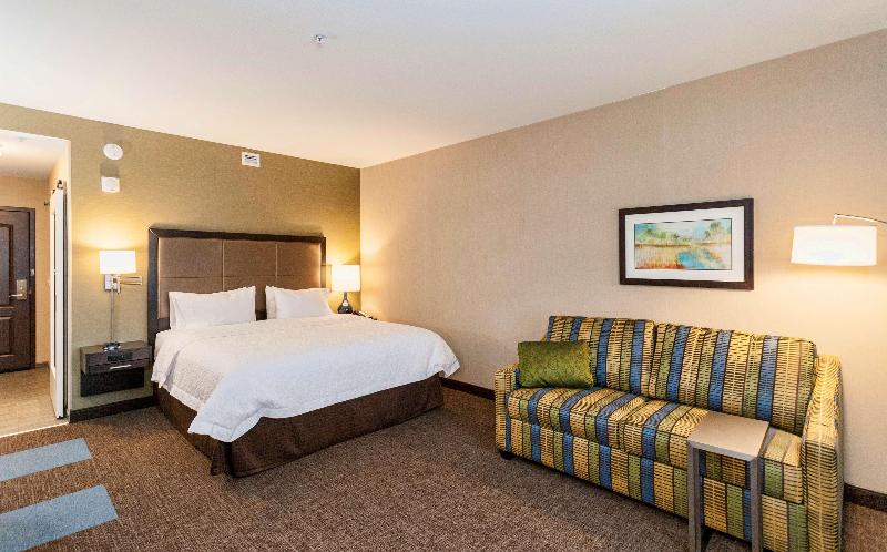 Номер Стандарт, Hampton Inn & Suites Duluth North / Mall Area