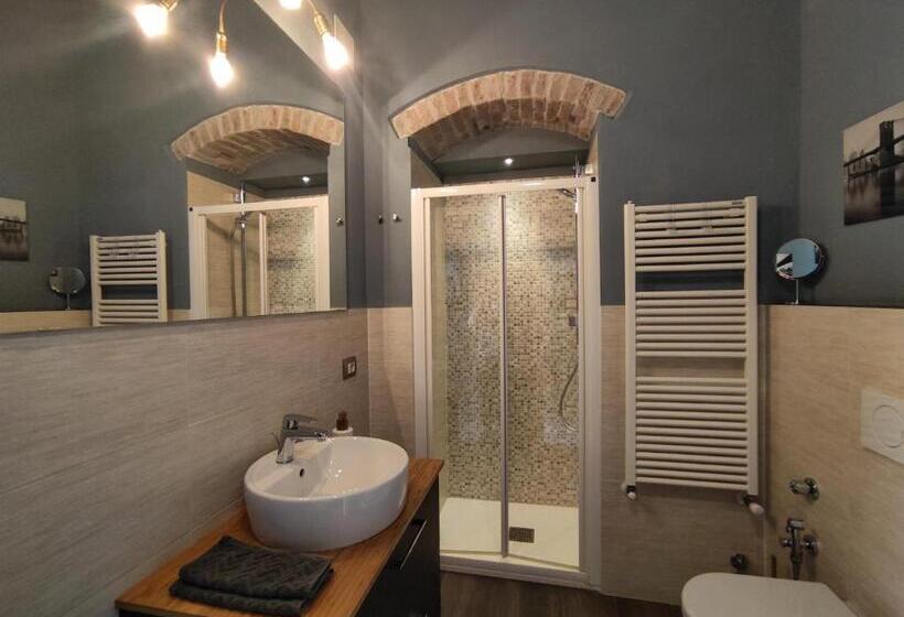 اتاق عادی, Al 28 B&b
