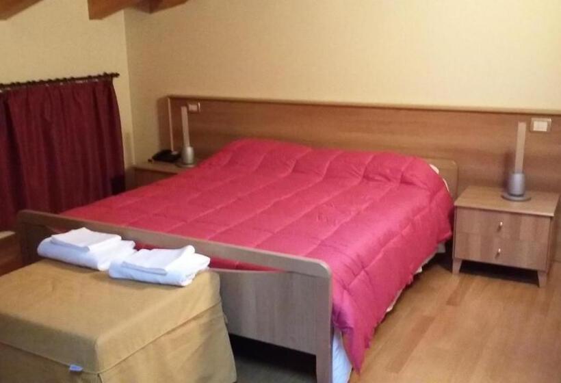 Номер Стандарт, Albergo Al Municipio