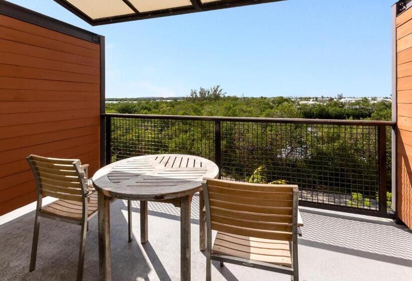 חדר סטנדרט עם מיטת קינג, The Perry Hotel & Marina Key West