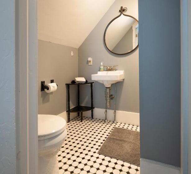 Стандартный Номер Кровать Кинг, Woodbridge Inn Bed & Breakfast