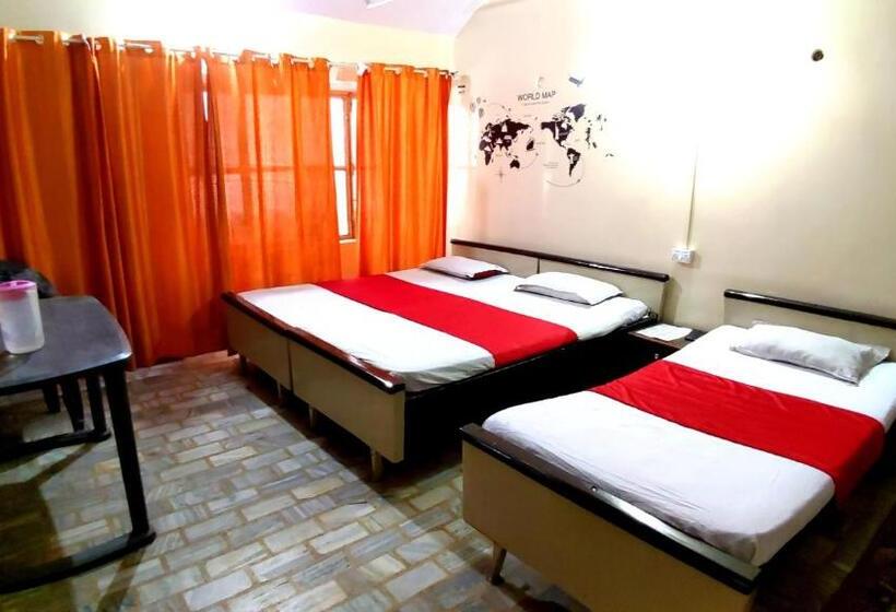 Quarto Triplo Deluxe, City