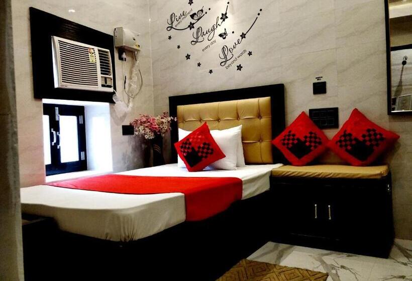 Quarto Superior Individual, City