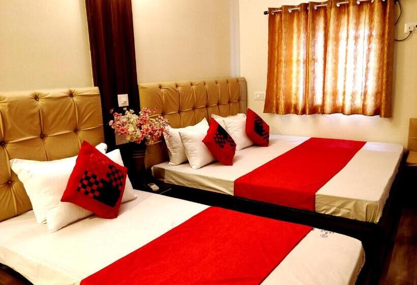 Quarto Triplo Superior, City