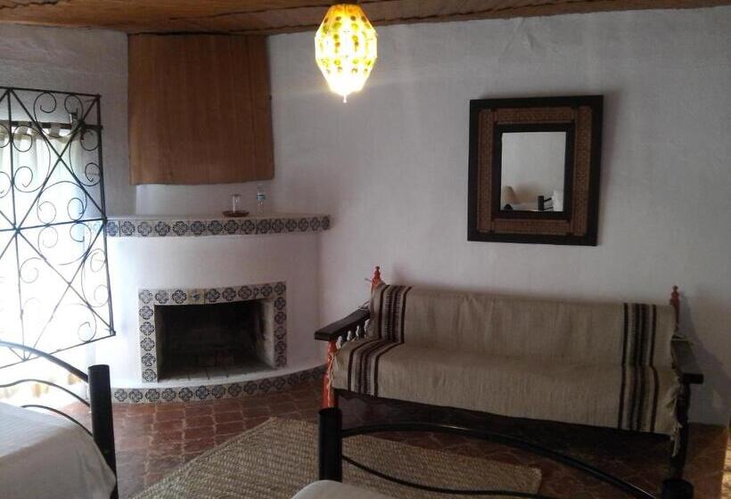 Четырехместный Номер Стандарт, La Casona Breakfast & Wellness Center