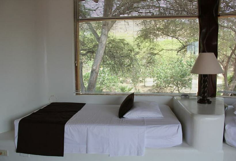 로얄 스위트, Punta Sal Suites & Bungalows Resort