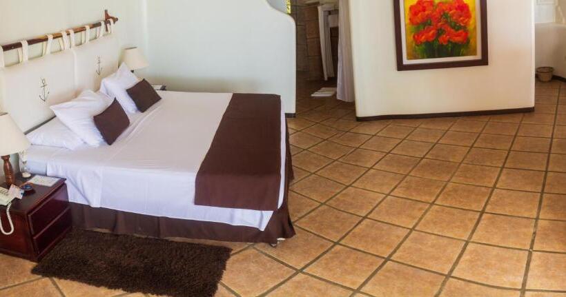 로얄 스위트, Punta Sal Suites & Bungalows Resort
