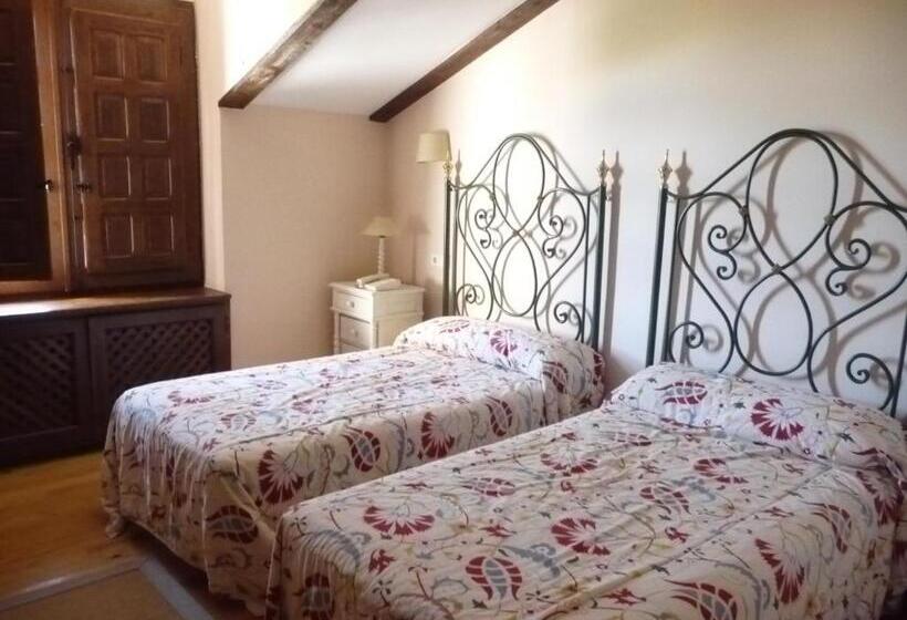 Номер Стандарт, Casas Del Sevillano