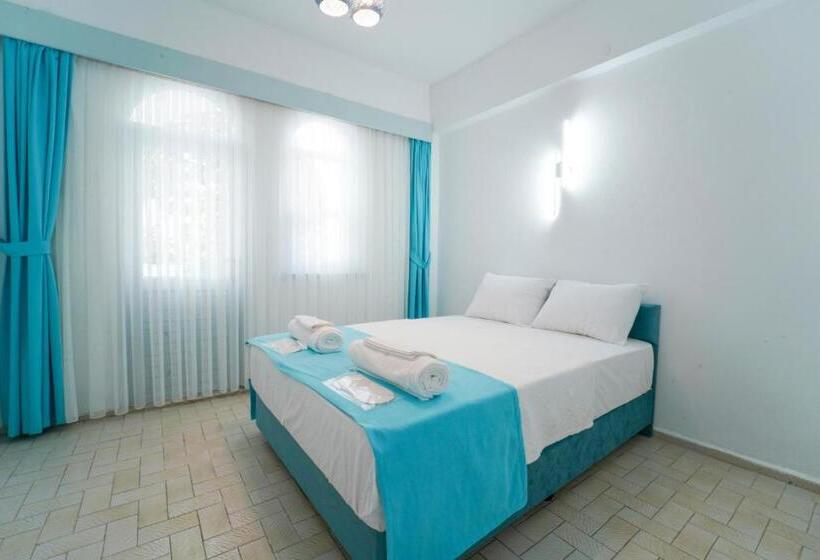 Номер Deluxe с Балконом, Kemer Royal Beach