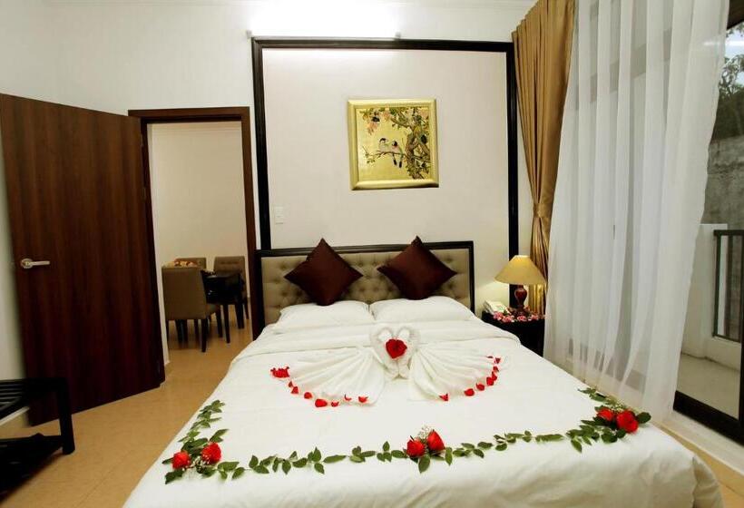 اتاق سه نفره دلوکس با چشم‌انداز دریا, Youth Hotel Do Son