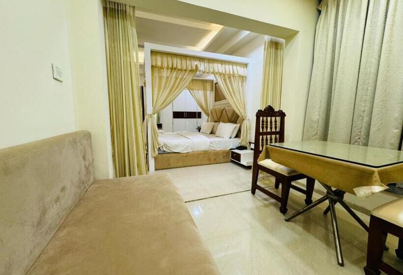 豪华房间, Goroomgo Hotel Jay Shree Palace Ujjain
