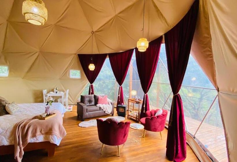 Люкс Кровать Кинг, Féliza Rainforest Domes