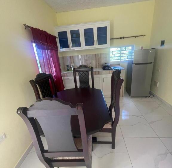 آپارتمان 1 خوابه با چشم‌انداز دریا, Apartahotel Oliver